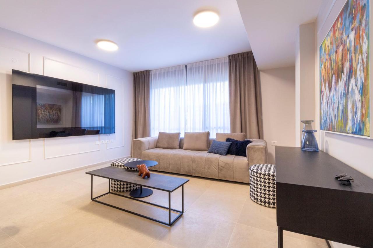 The Haneviim Suites - Isrentals Jerusalém Exterior foto