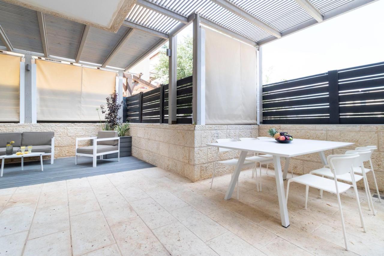 The Haneviim Suites - Isrentals Jerusalém Exterior foto